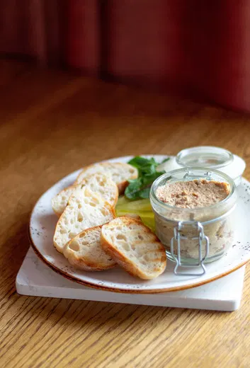 Паштет из курицы в Coffe Club - фото позиции меню кафе