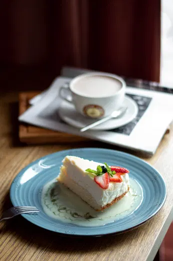 Классический чизкейк в Coffe Club - фото позиции меню кафе