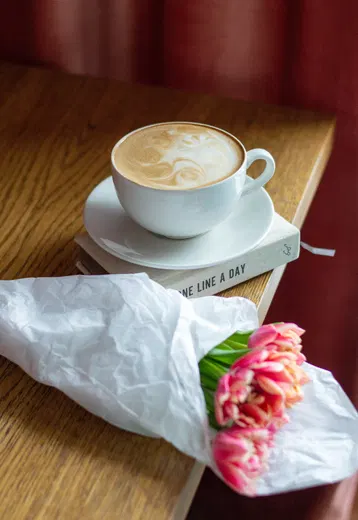 Латте в Coffe Club - фото позиции меню кафе
