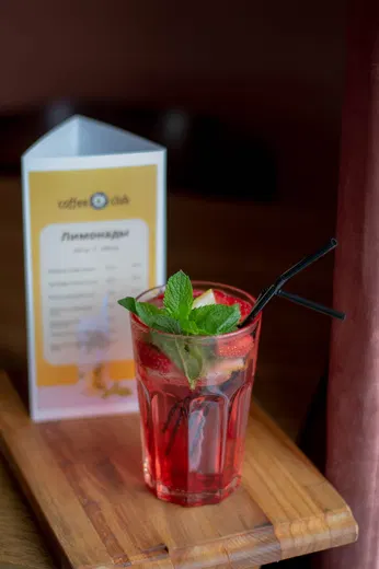 Морс клюквенный в Coffe Club - фото позиции меню кафе