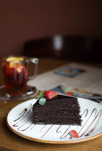 Шоколадный фондан в Coffe Club - фото позиции меню кафе