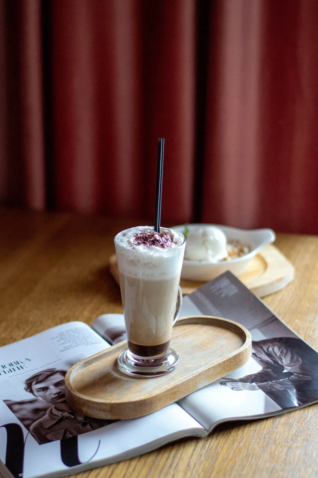 Шоколадно-банановый раф в Coffe Club - фото позиции меню кафе