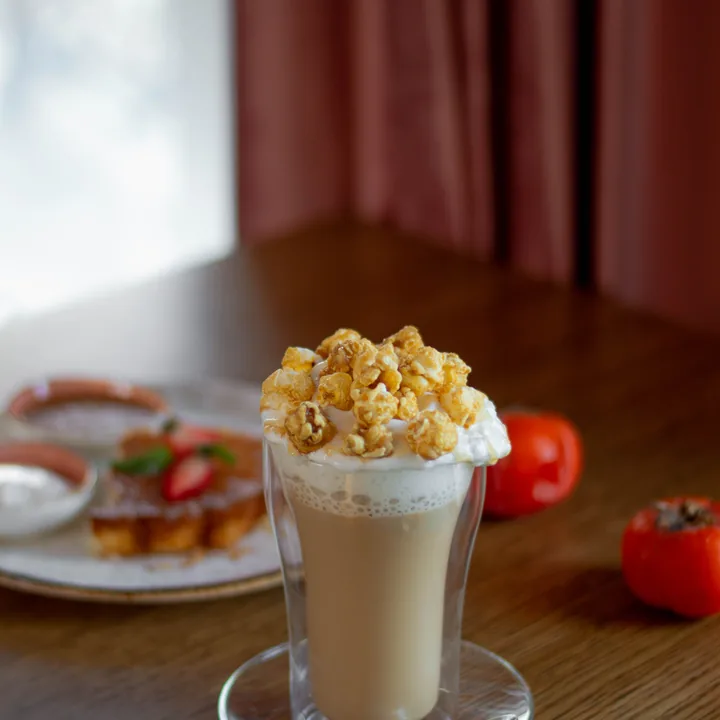 Раф попкорн в Coffe Club