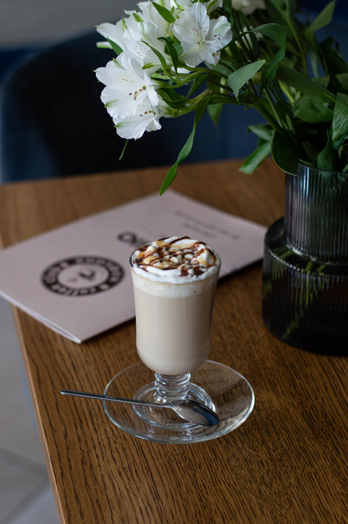 Шоколадно-банановый раф в Coffe Club - фото позиции меню кафе