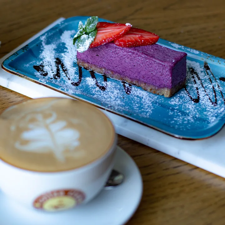 Веганский чизкейк в Coffe Club